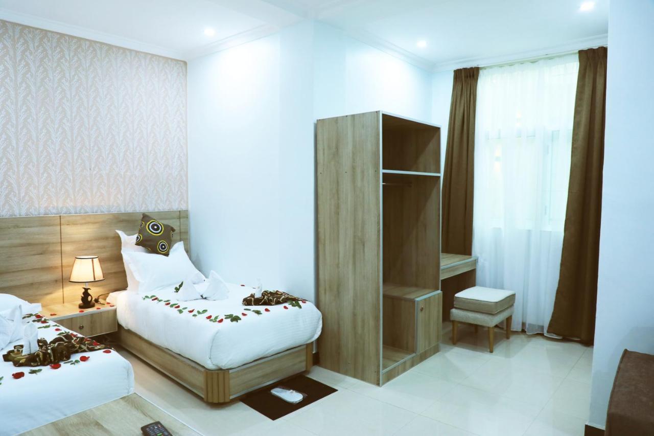 Riverland Hotel Bahir Dar Bagian luar foto