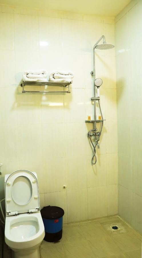Riverland Hotel Bahir Dar Bagian luar foto