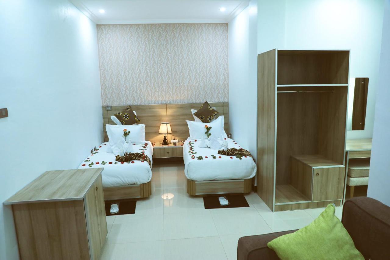 Riverland Hotel Bahir Dar Bagian luar foto