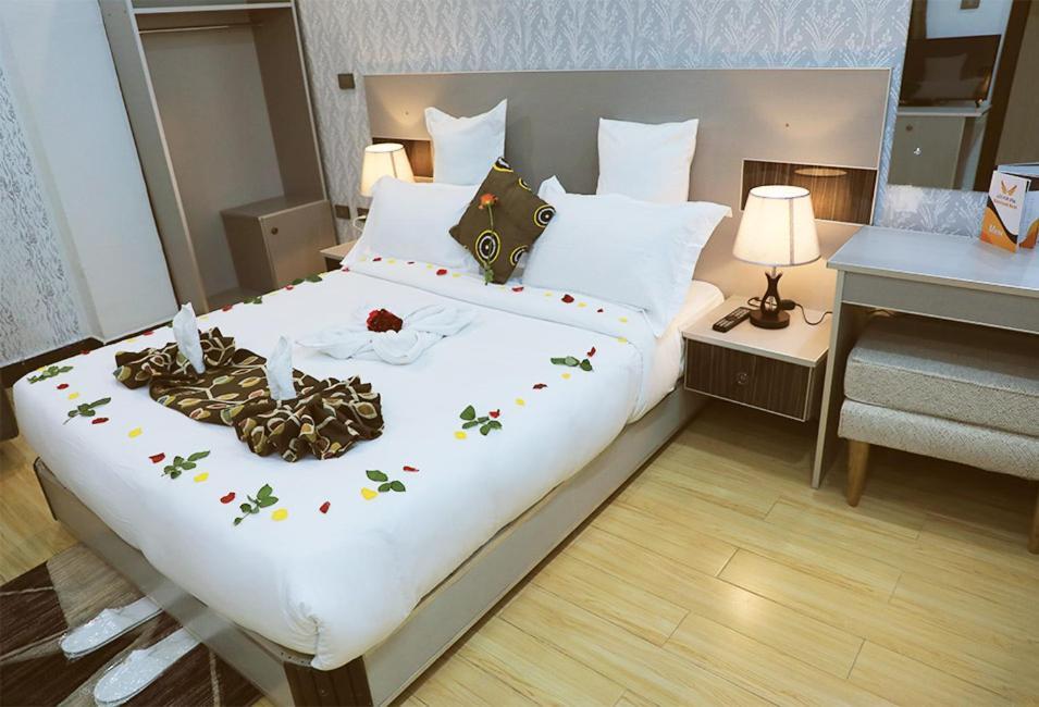 Riverland Hotel Bahir Dar Bagian luar foto